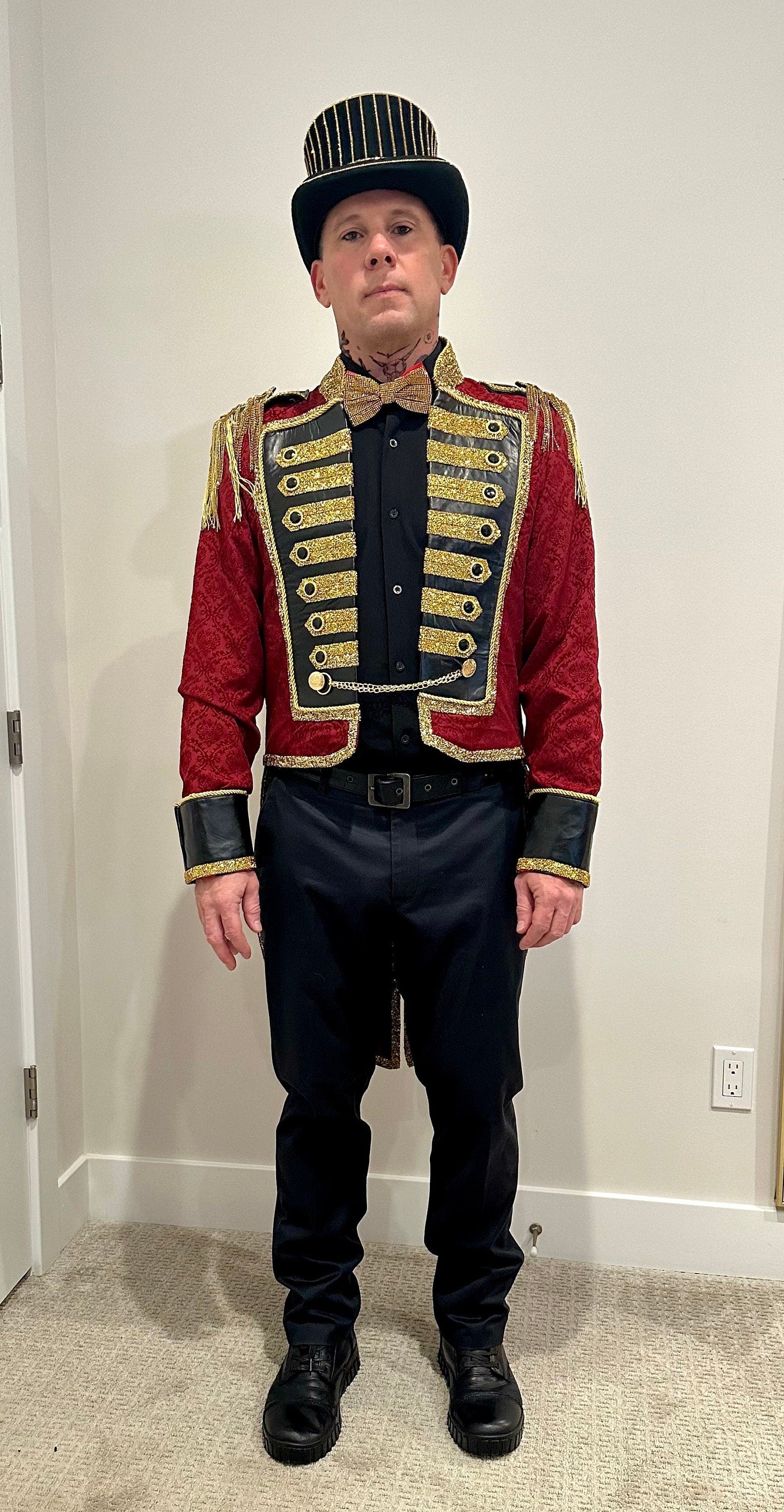 Mens Luxury Ringmaster Costume
